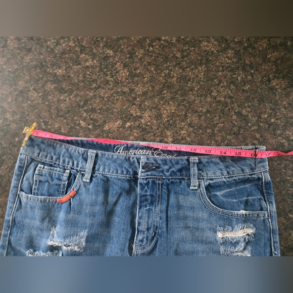 VintageAmerican Eagle Live Your Life Y2K Blue Jean Mini Skirt Distressed Sz 12 - Picture 6 of 7